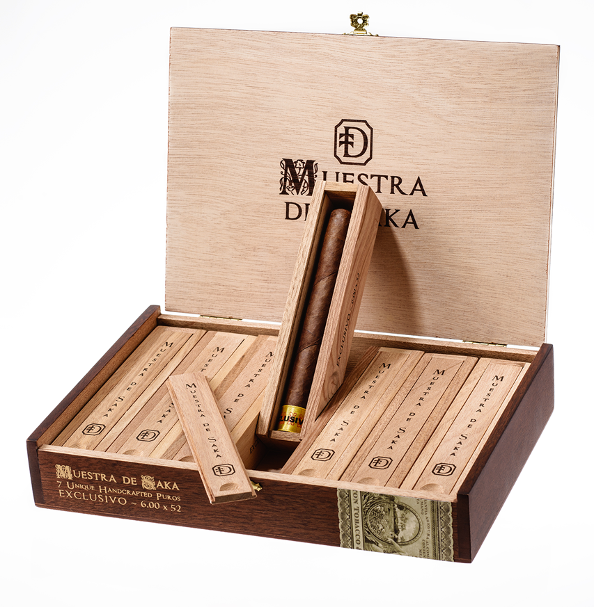 Dunbarton Tobacco and Trust Muestra de Saka Exclusivo - Buy Now at SmallBatchCigar.com 